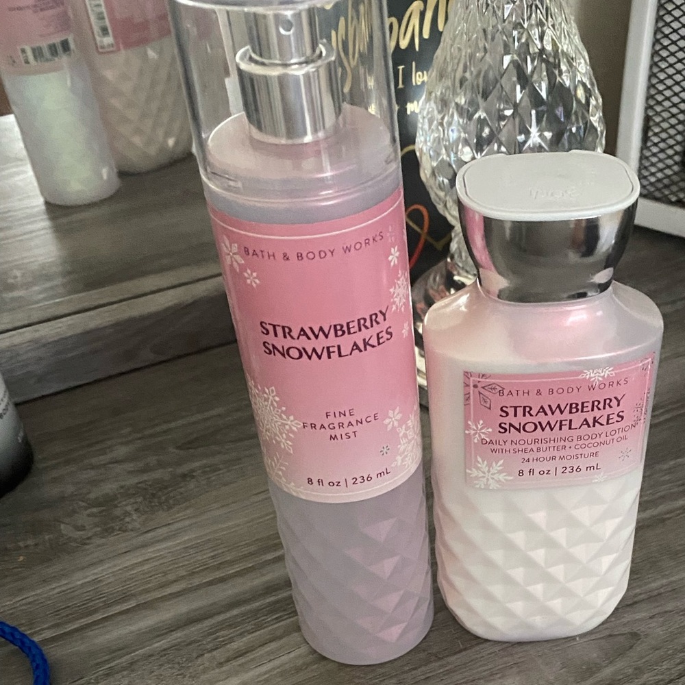 BBW Strawberry Snowflake bundle